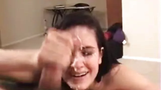 Porno kaydı Büyük bi-bi-si ve 2 beyaz 3gp seks indir kız