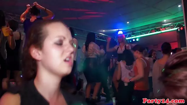 Porno kaydı Lucia - 18 - ve sexs mobil indir şirket!